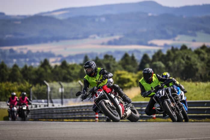 Motorrad-Schräglagen-Training Bilster Berg 6.6.2026 – Bild 8